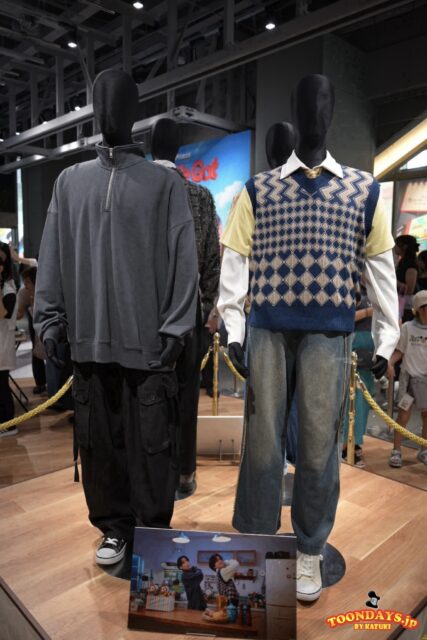 MVの最初に来ていたミッキーに会いに行った衣装
