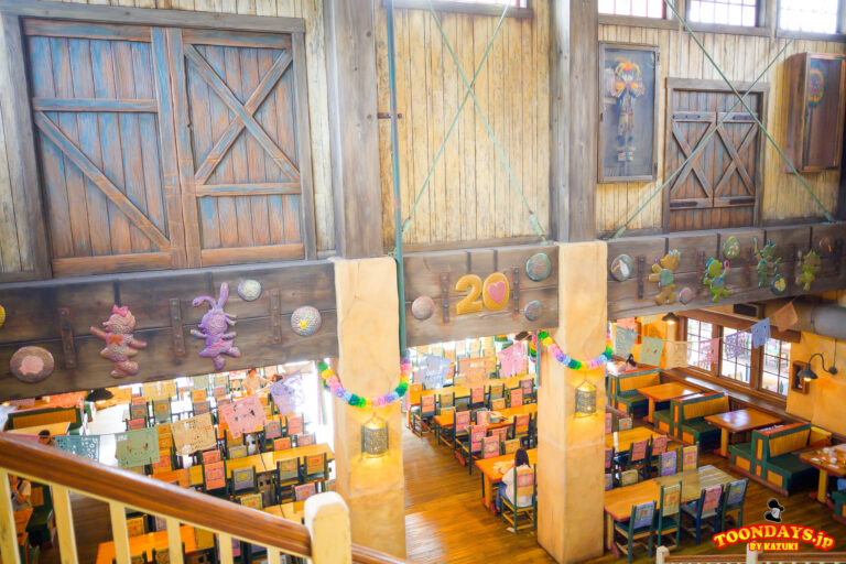 TDS ダッフィー&フレンズ20周年:カラフルハピネス 2025 デコレーション ミゲルズ・エルドラド・キャンティーナ