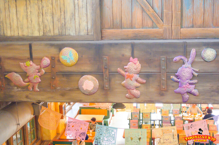 TDS ダッフィー&フレンズ20周年:カラフルハピネス 2025 デコレーション ミゲルズ・エルドラド・キャンティーナ