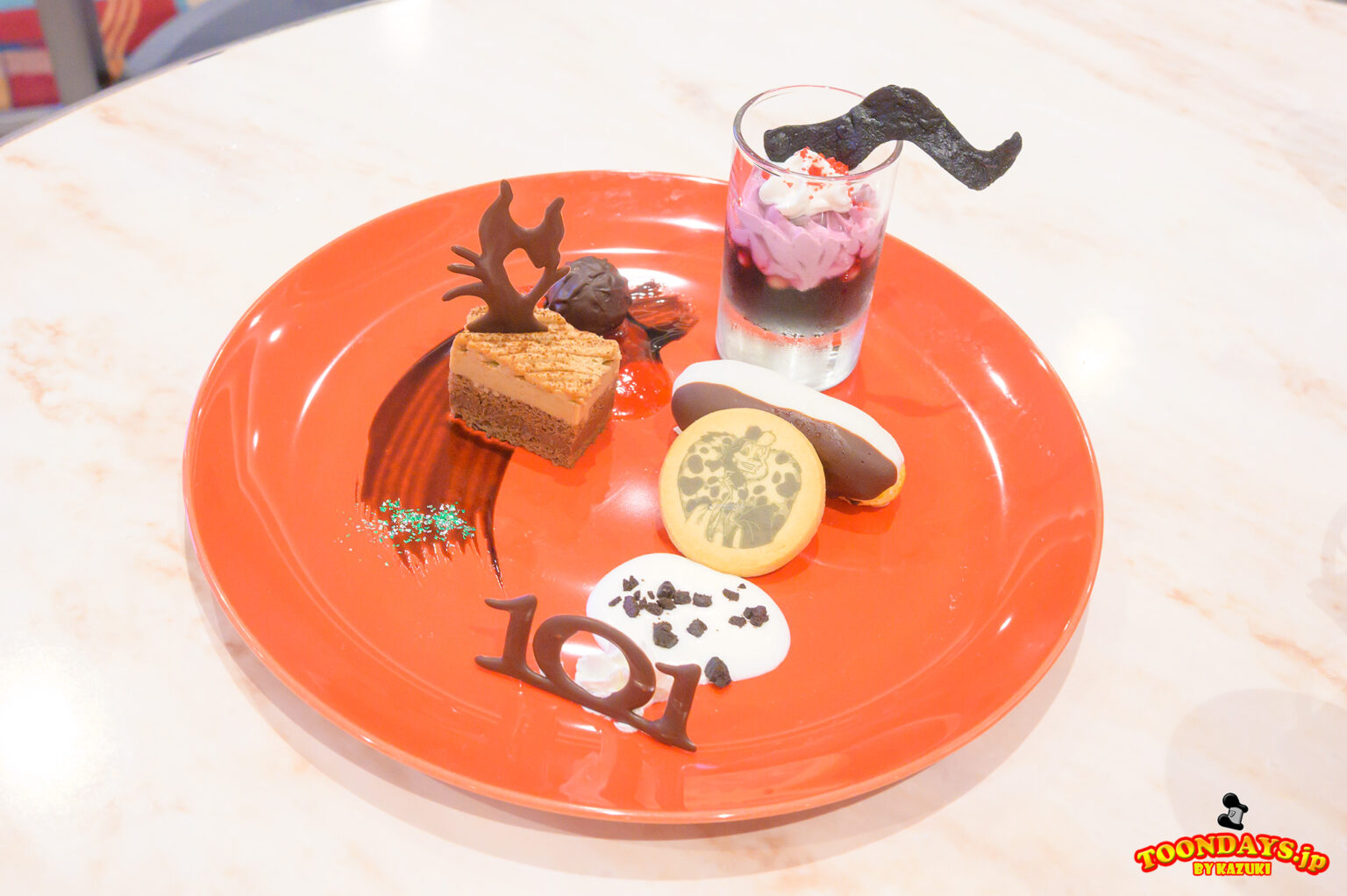 【食レポ】センターストリート・コーヒーハウス「デザートセット」＜TDL「ディズニー・ハロウィーン2025」＞