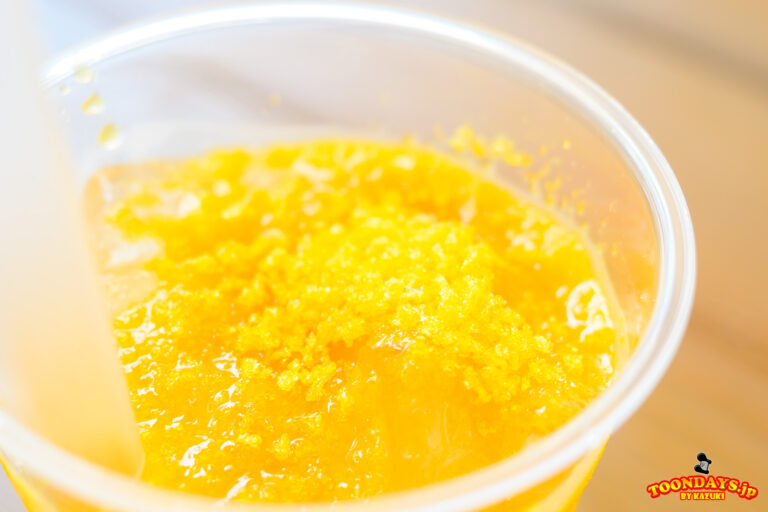 TDS-ディズニー・ハロウィーン-2025-ラソス・デ・ラ・ファミリア-ユカタン・ベースキャンプ・グリル-「リメンバー・ミー」ドリンク（オレンジ＆マンダリンオレンジ）4