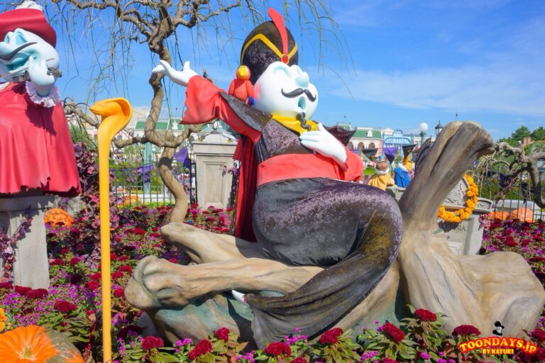 TDL ディズニー・ハロウィーン 2025 デコレーション キャッスルフォアコート