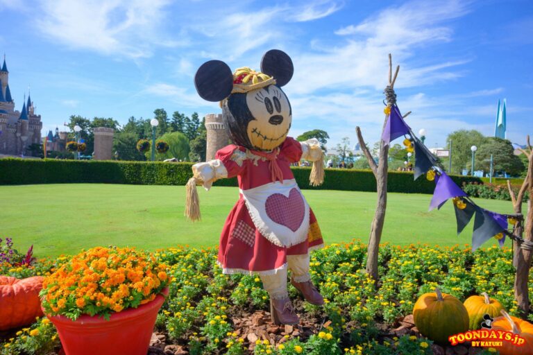 TDL ディズニー・ハロウィーン 2025 デコレーション キャッスルフォアコート