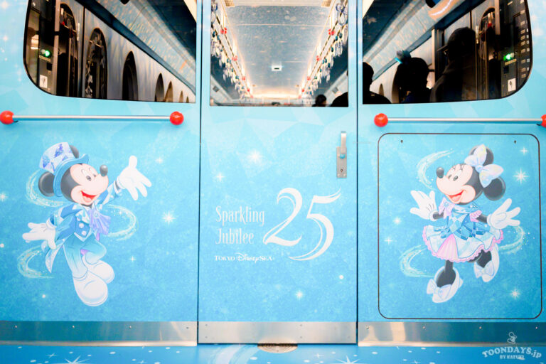 ディズニーリゾートライン「東京ディズニーシー25周年スパークリング・ジュビリーライナー」の内装17