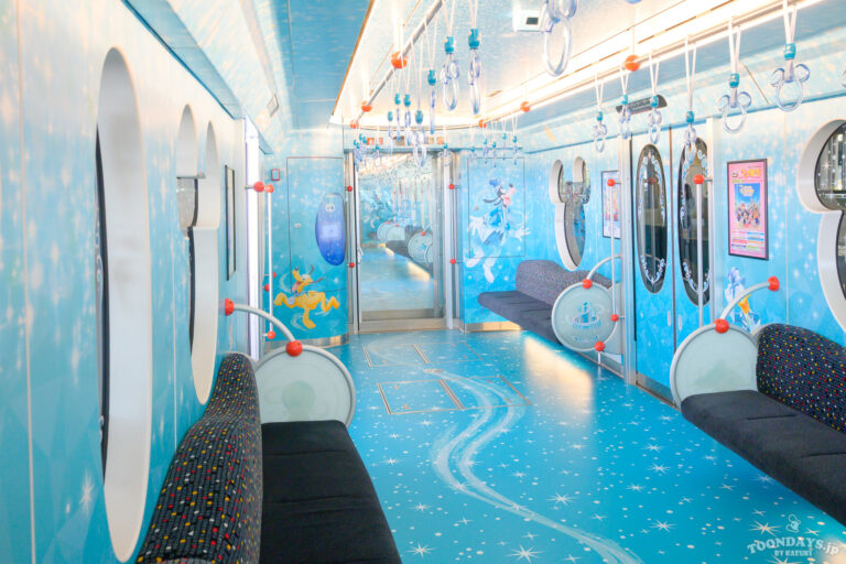 ディズニーリゾートライン「東京ディズニーシー25周年スパークリング・ジュビリーライナー」の内装20