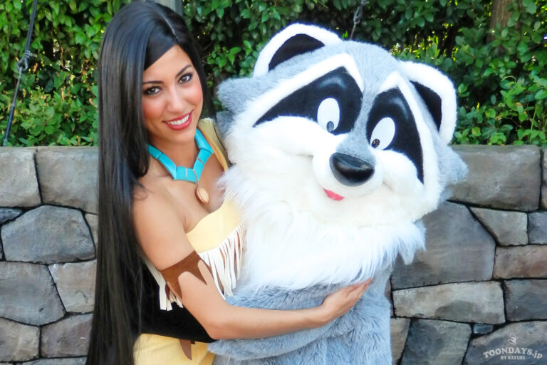 TDSメディテレーニアンハーバーでグリーティングをしていたポカホンタスとミーコ