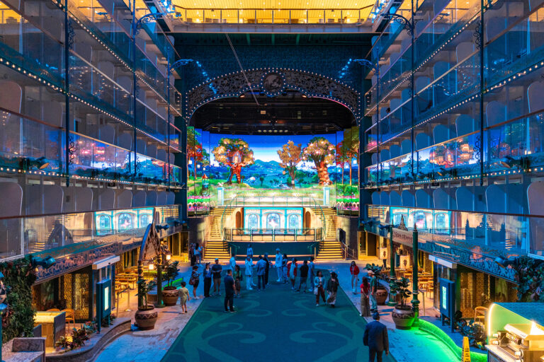 Disney Imagination Garden（ディズニーイマジネーションガーデン）