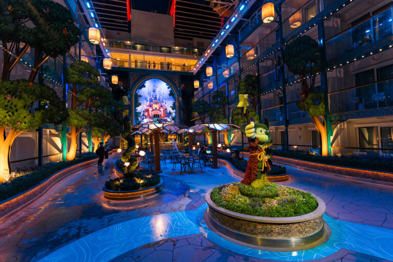 ディズニー・アドベンチャーのディズニーイマジネーションガーデン