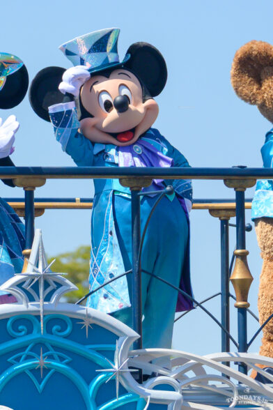 TDS「スパークリング・ジュビリー・セレブレーション」に登場するミッキーマウス2