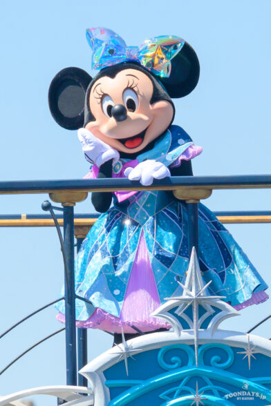 TDS「スパークリング・ジュビリー・セレブレーション」に登場するミニーマウス