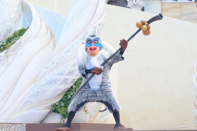 TDS「ダンス・ザ・グローブ！」に出演するラフィキ1