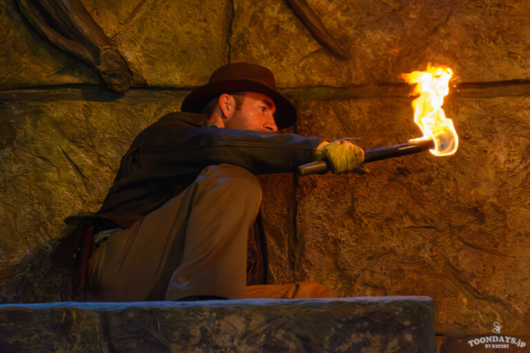 WDWディズニーハリウッドスタジオの「インディ・ジョーンズ・スタント・ スペクタキュラー」に出演するインディ・ジョーンズ2