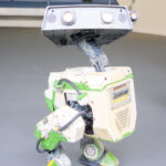 2025年のTDLトゥモローランドのアトモスフィア「BDXドロイド」グリーティング7